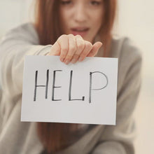 Load and play video in Gallery viewer, Collection of material relating to the impact snoring has on women, their partners, their relationships and sleep patterns. There are a number of reviews from women who use SnoreMeds Anti-Snoring Mouthpieces.